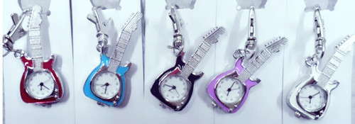 韓版復(fù)古與古琴創(chuàng)意掛表 深圳工廠直銷，支持混批代發(fā)